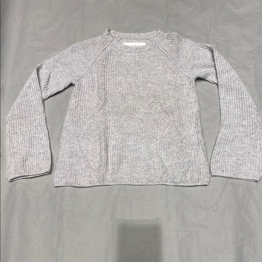 Fine Collection gray cashmere sweater. Size small.